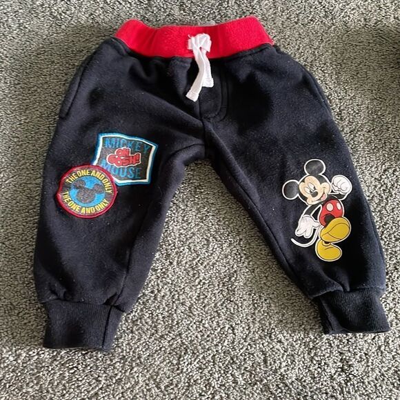 3 for $20 - Mickey sweatpants and beanie bundle - Picture 2 of 7